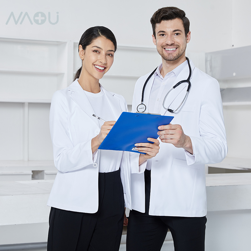 على المبيعات زي الطبيب للجنسين - مراجعة Medical Lab Center وسعره